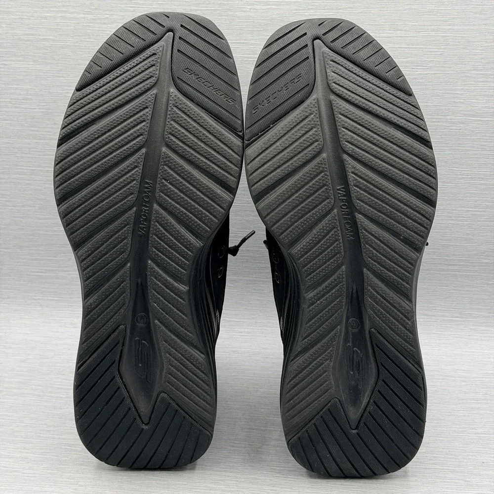 Skechers Cozy Fit Men's 11 Wide 2E Slip Ins Shoes Black Quilted No Tie Walking